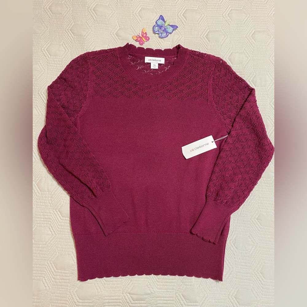 Liz Claiborne Crew Neck Sweater with Ribbed Detailing in Magenta Size Petite Med
